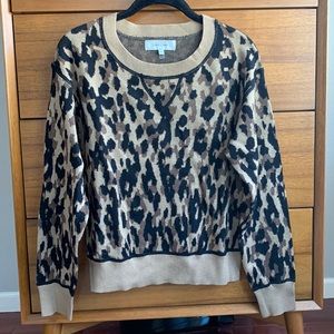 Leopard print crew sweater. XS